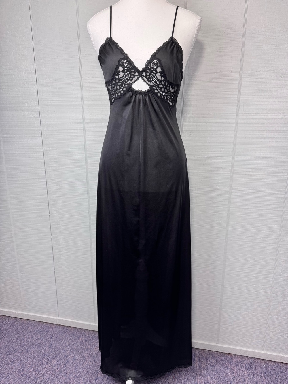 Vintage Vanity Fair Black Sheer Cutout Lace Trim Maxi Slip Dress Night Gown